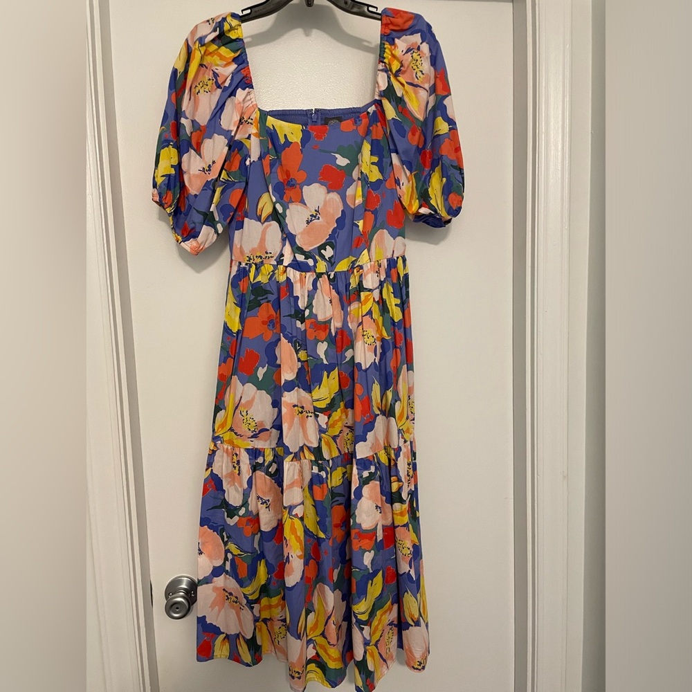 Vince Camuto midi dress! Worn once!